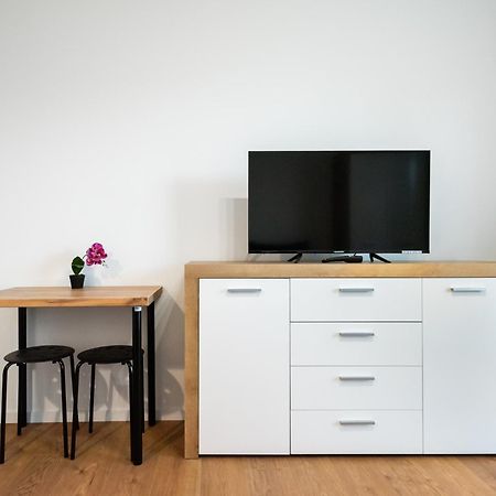 Hohome Comfy Apartments Varšava Exteriér fotografie