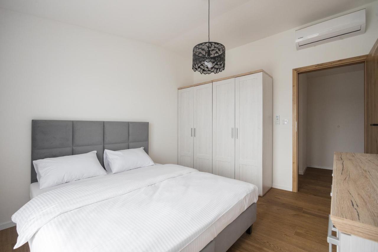 Hohome Comfy Apartments Varšava Exteriér fotografie